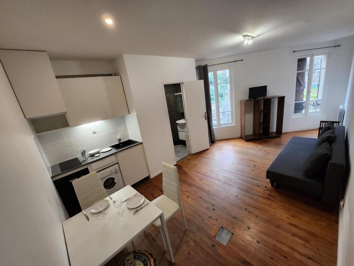 Agreable Et Vaste A 350 M De Paris Apartment Gentilly